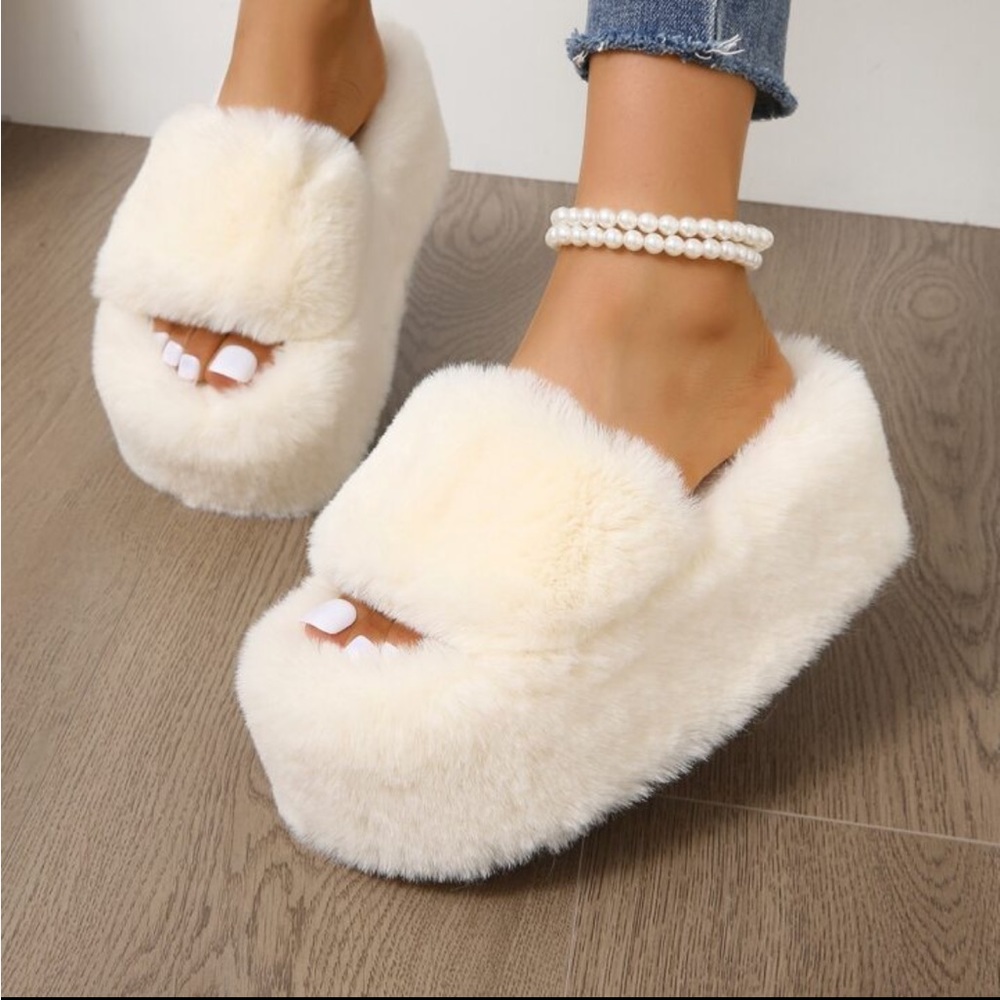 Women's Round Toe High-Heeled fur Slippers